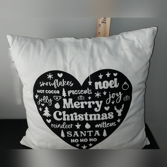 Christmas Thanksgiving Pillow WITH Cover 15 X 17.5 Inches - Picture 4 of 7